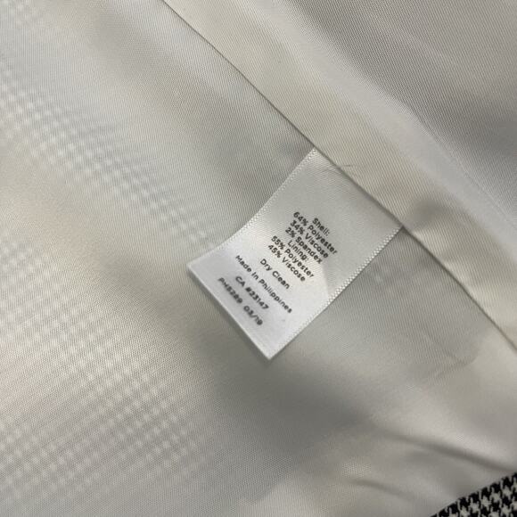 Talbots Women's 12 Single Button Stretch Blazer Jacket Black White Houndstooth - Picture 10 of 16